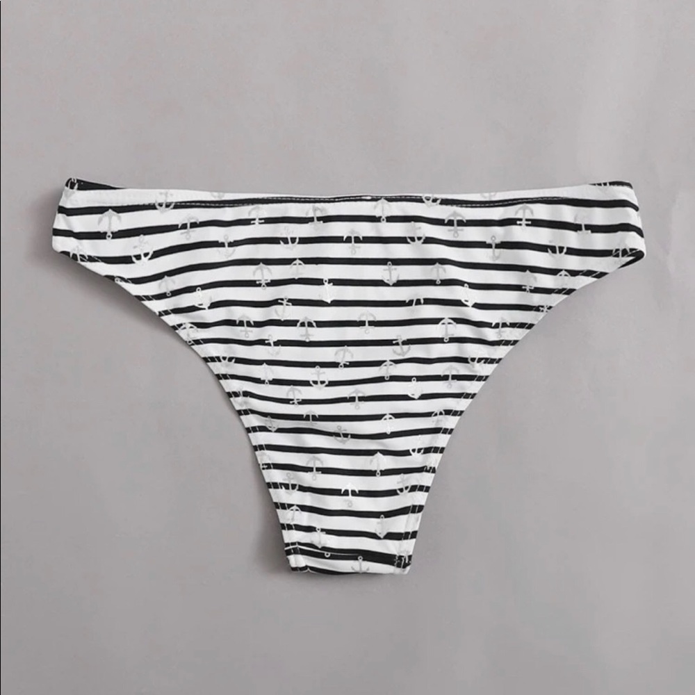 NWT STRIPED BLACK AND WHITE ANCHOR BIKINI BOTTOM - Picture 2 of 5